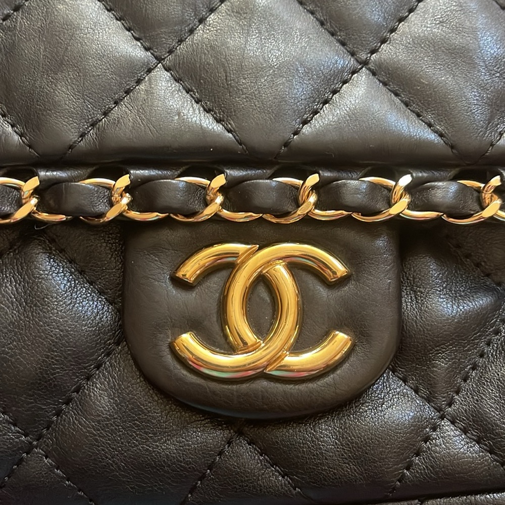 Chanel Rare All Over Me Single Flap Shoulder Bag - Picture 6 of 11